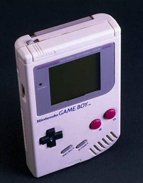 Nintendo Game Boy 1989 Autors: TheDude5on Pārnēsājamo Spēļu konsoļu evolūcija