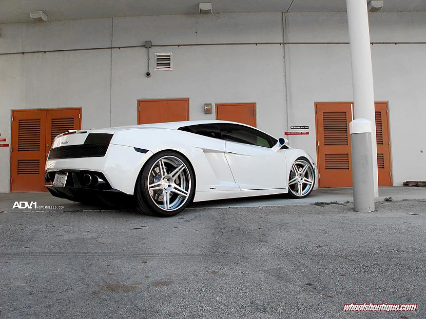 Lamborghini Gallardo LP 5604 Autors: CIs4Care Cars on sweet wheels; Pt. tres