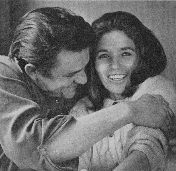 Sākot ar 1967gadu Kešs ar... Autors: Boddah Vīrs melnā. Džonijs Kešs.
