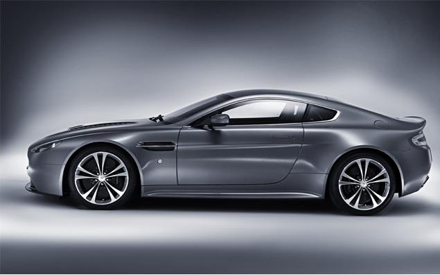 15 vieta Aston Martin V12... Autors: Opitiss Top 15 Atraakaas mashiinas