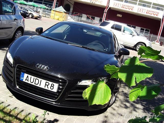 Audi R8 Autors: Ervinvest ekskluzīvi auto LV 2. daļa