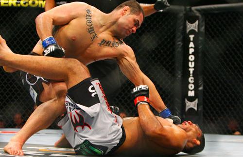 Cains slēdz ārā nogueira Autors: AwesomeOne Cain Velasquez