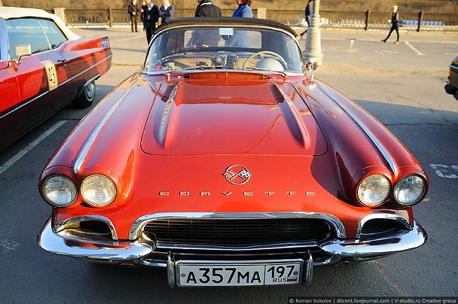 Corvette Autors: Ekskluzīvais Retro Rallijs Maskavas ielas ...