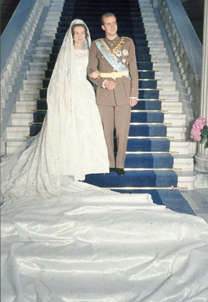 Princess Sophia of Greece and... Autors: Thunderkid Karaliskās kāzu kleitas, sākot no karalienes Viktorijas k