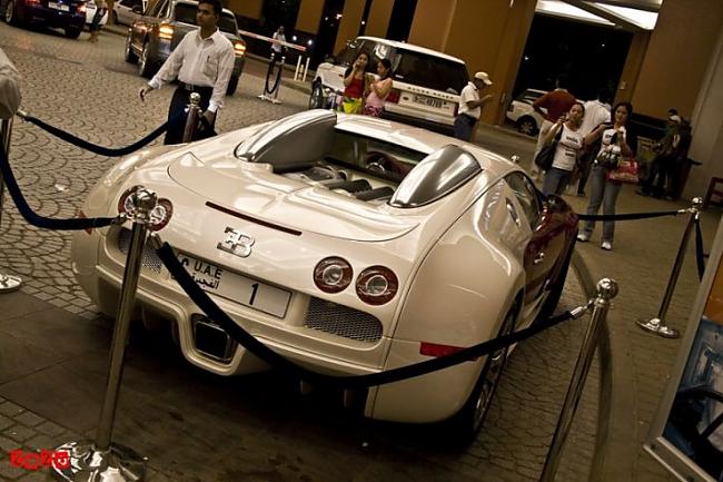  Autors: funkyy79 Dubajas Bugatti