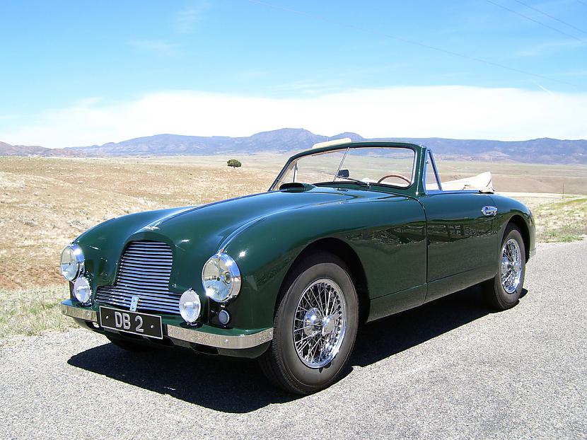 AstonMartinDB2195053 Autors: Realist Aston Martin