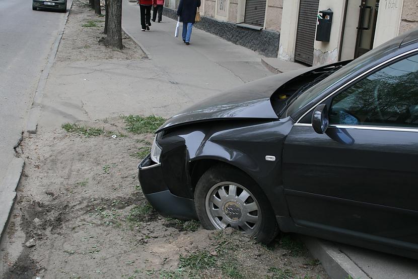  Autors: fejapl Papu, es iemācījos šodien noparkoties