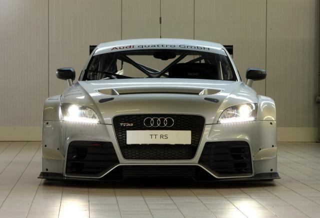  Autors: Fosilija Audi tt rs dtm