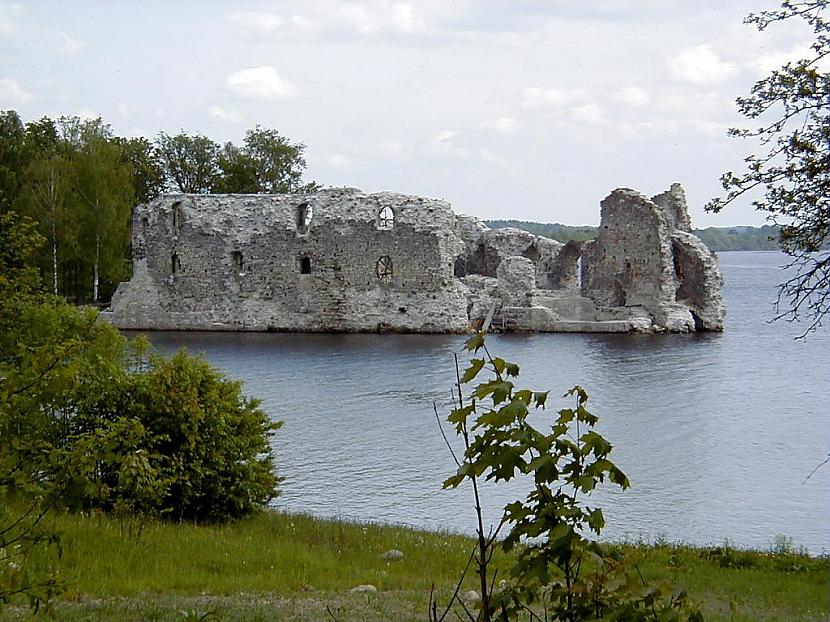 Kokneses pilsdrupas Autors: Njikaa Latvijas daba. :)