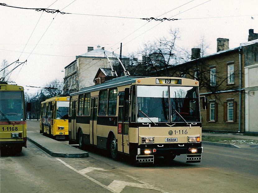  Autors: TheNostalgyGodfather Vecie trolejbusi 4. daļa