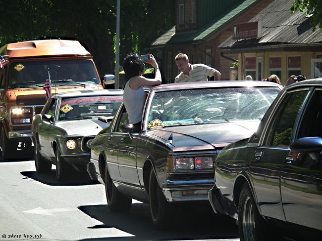  Autors: Fosilija 6. starptautiskais amerikāņu auto salidojums Saulkrastos