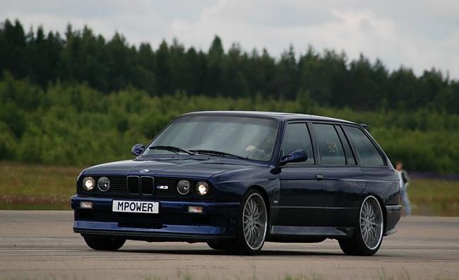 BMW e30 m3 touring Autors: youfunnyguy Neredzēti auto modeļi