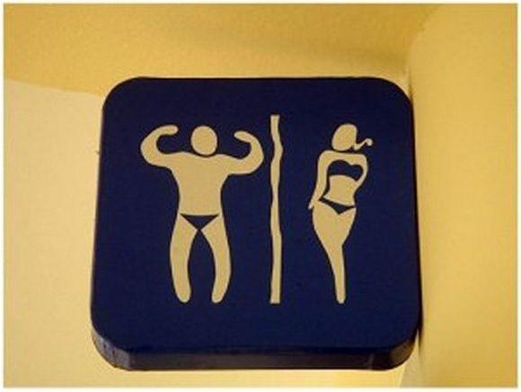  Autors: wiill Kolekcija ar pasaules smieklīgākajiem tualetes zīmes