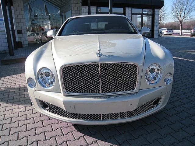 Bentley Mulsanne511 Zs... Autors: Riichijs Nopērkami Vācijā.