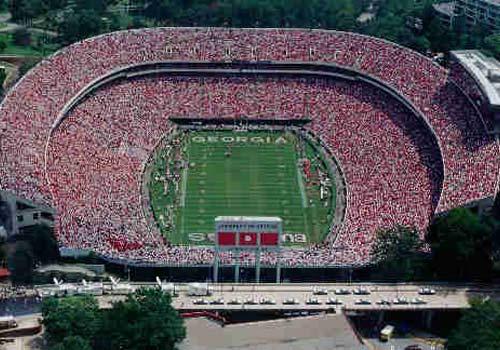 Sanford Stadium Georgia... Autors: pavilioN TOP 15 lielākie amerikāņu futbola stadioni amerikā