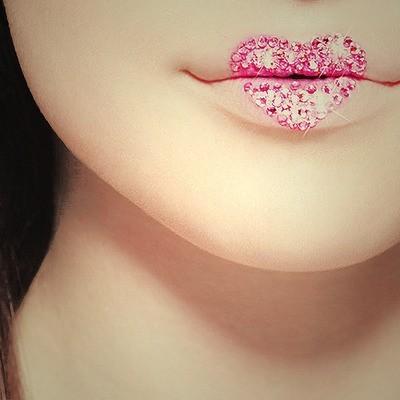Cilvēka lūpas ir simtreiz... Autors: Liennucyc 40 negaidīti fakti par skūpstiem