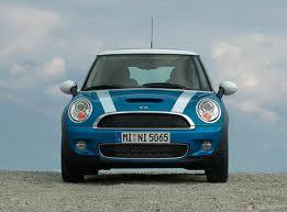 9 Autors: super bumba minicooper!