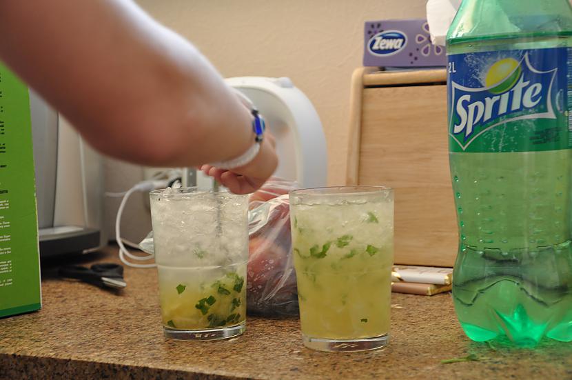 samaisa visu ar karoti Autors: CrazyLazyGirl Bezalkoholiskas Mojito.