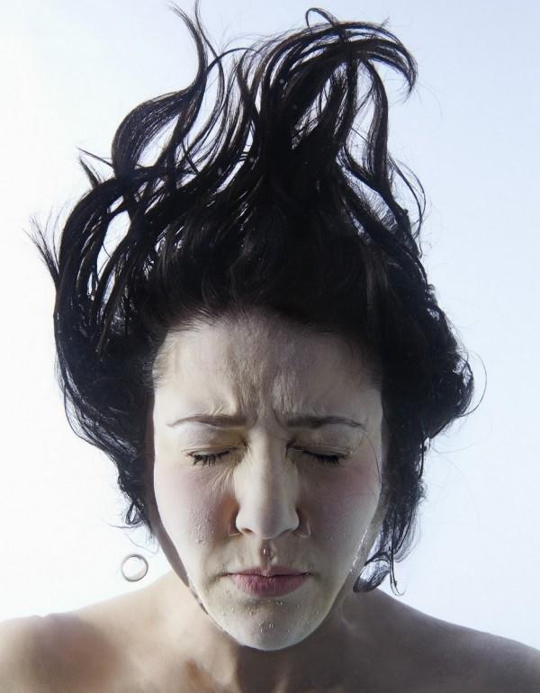  Autors: AvoidMe Sieviešu sejas zem ūdens