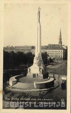 Brīvības piemineklis būvēts... Autors: Rich11 Latvija senatnē