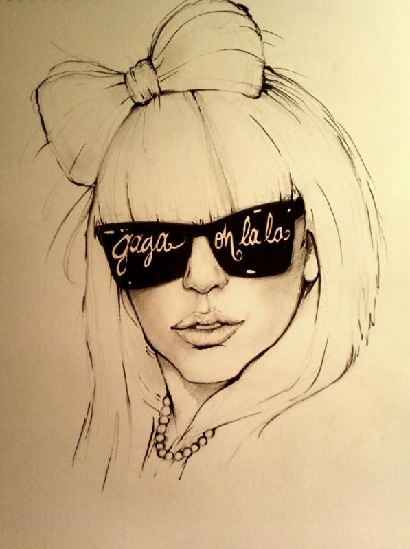  Autors: Fosilija Lady Gagas fanu zīmējumi.