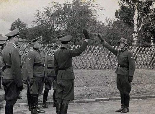  Autors: roza ruksits Hitlera "vilkaču" vienība