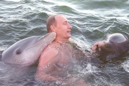 Vladimir Putin Autors: Fosilija 15 lietas, kas izskatās gejiski, bet nav