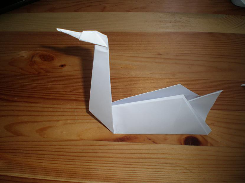Un tad jāsanāk šādi Volā Autors: KaaMiS13 Origami - Gulbis , Step by step