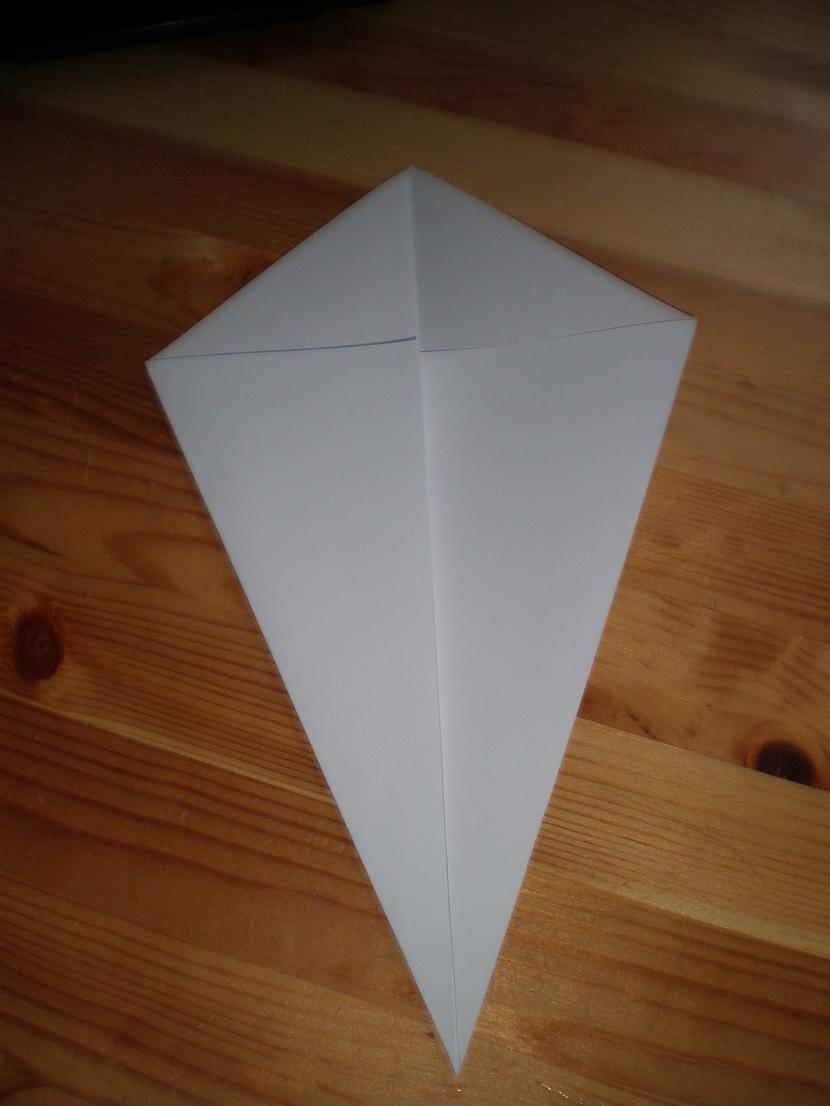 Un to pašu izdarām ar labo... Autors: KaaMiS13 Origami - Gulbis , Step by step