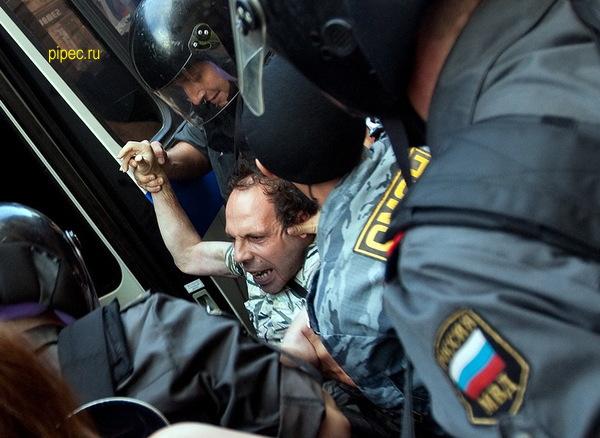 Autors: Eddiematic Krievu policisti- sadisti