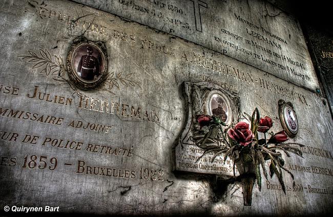  Autors: Lithium Pamestās kapenes Beļģijā.