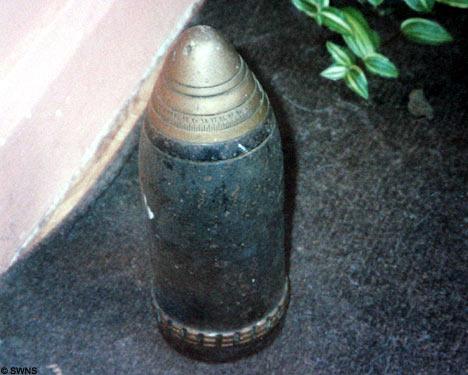 Artilērijas lādiņscaron... Autors: YogSothoth Baisākās lietas, kuras atraduši jaunie māju īpašnieki