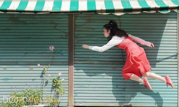  Autors: Fosilija lidojošā meitene