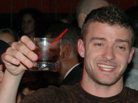 Justīne Timberlake Autors: Edgarinshs Slavenību alkoholiķu tusiņš