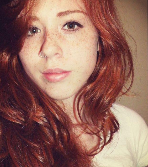  Autors: dzelksnis Red-haired,freckled and damn beautiful