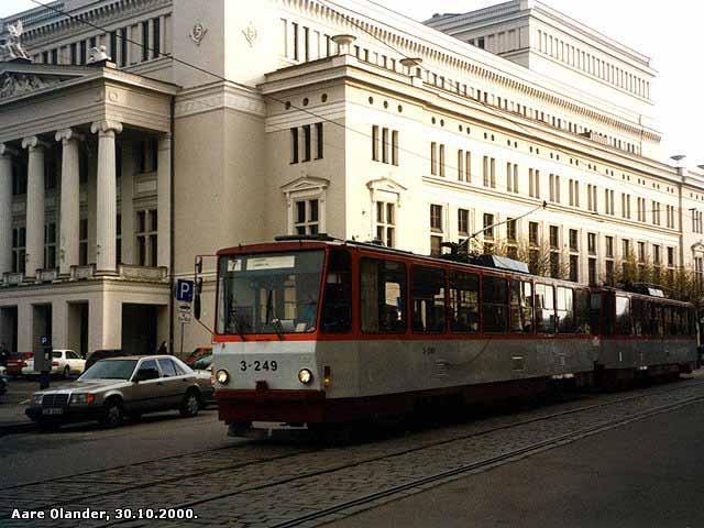 Tatra T6B5 1988 vēl joprojām... Autors: SinagogenBombardiren Rīgas tramvaju attīstība