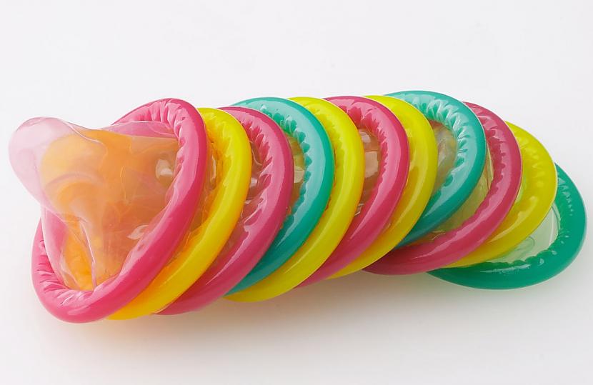 Visvairāk prezervatīvus pardod... Autors: Ledaināā Interesanti fakti