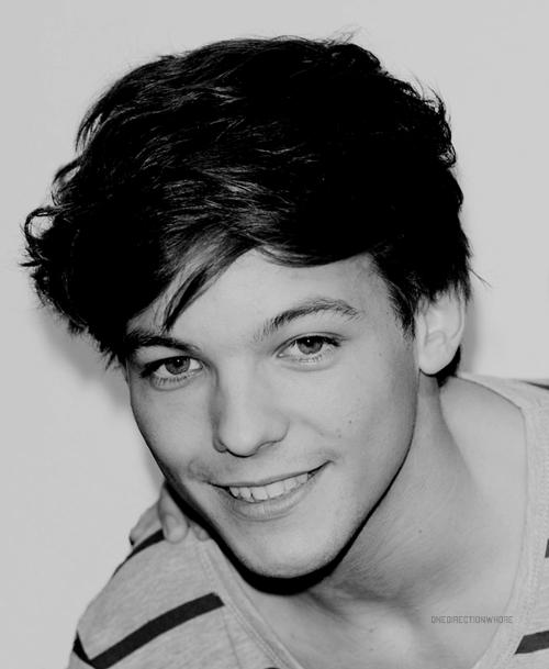 Hes favourite band is The Fray... Autors: vanilla19 Louis Tomlinson