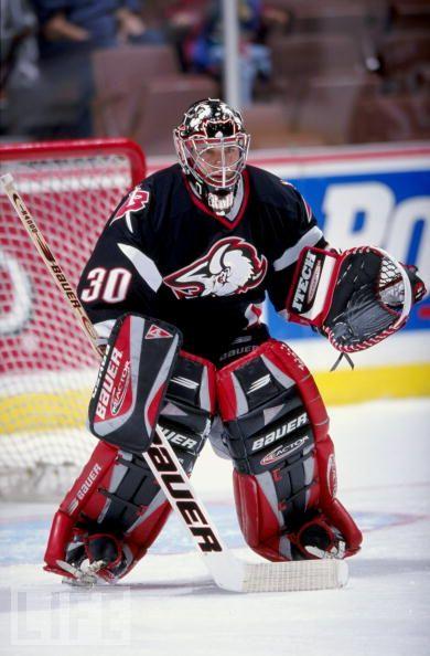1998 gadā viņu aizmainīja uz... Autors: Hokeja Blogs Vecākais NHL hokejists.