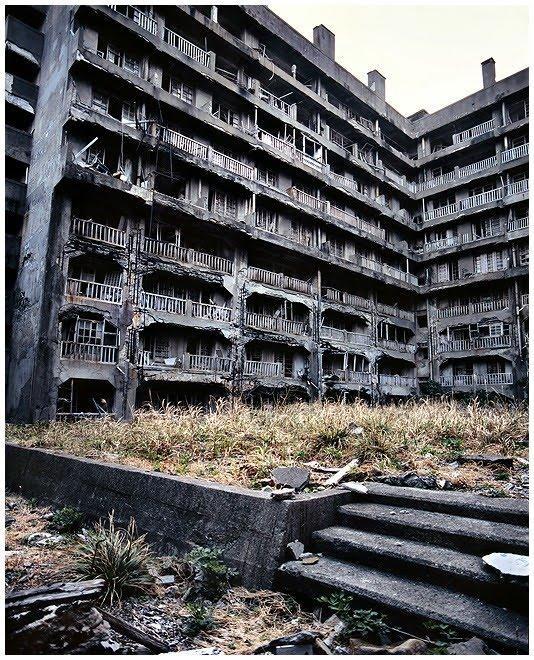  Autors: SainTeX Abandoned japanese island