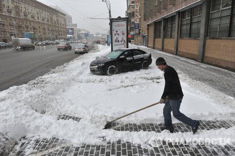 Ceļš ir slidens  Cilvēki... Autors: PhantomMadness Sniegavētra Maskavā!