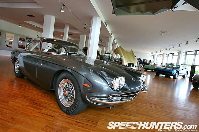 1966 gadā 400 GT nomainīja... Autors: WebagentOnAir Lamborghini muzejs