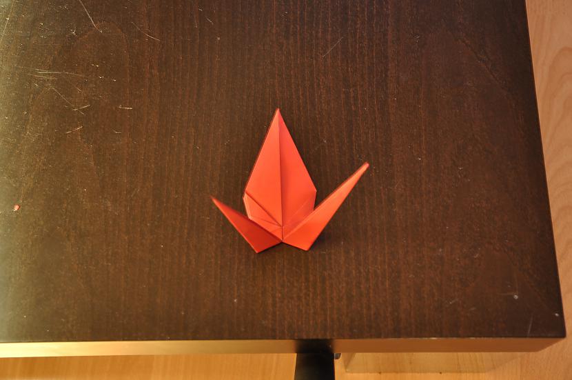 un atkārtojam topascaronu... Autors: The Anarchist StepByStep: Origami Dzērve
