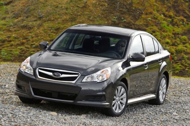 Subaru Legacy Autors: Speed Eiropas Gada auto 2010 pretendenti