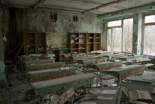 Desmitos no rīta nomira... Autors: Niky Boo Černobiļas stāsts (1)