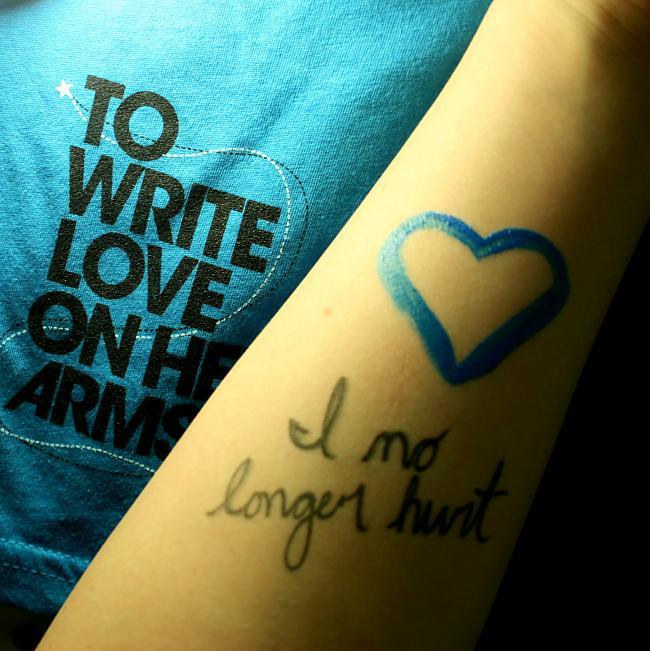 I hope they tomorrow. To write Love on her Arms. Self esteem тату. My body my choice. My body my choice фото.