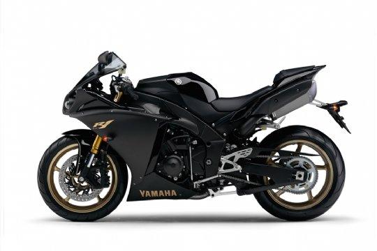  Autors: kartonz Yamaha YZF-R1 2009