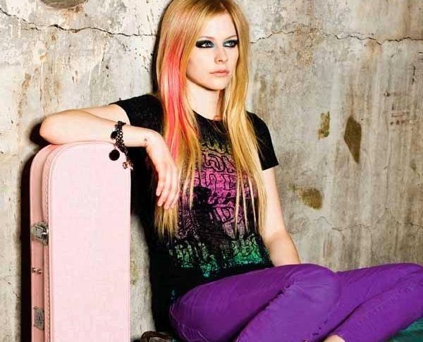  Autors: Stuffy Avril Lavigne