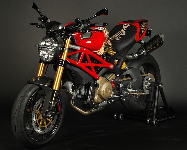  Autors: kartonz Christian Audigier Ducati Monster