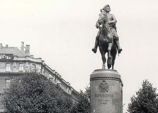 Pētera statuja 1910 gads Autors: Fosilija Pagājušo gadsimtu Vecrīgas foto.